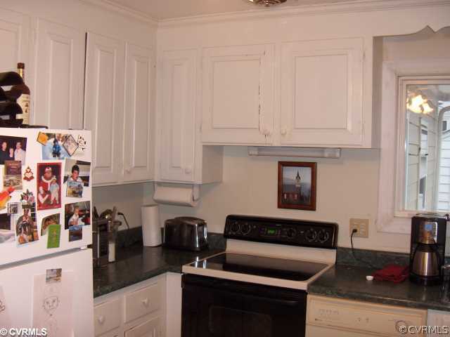 2401 Cranbrook Road Henrico, VA 23229 - Photo 6 of 8 Kitchen