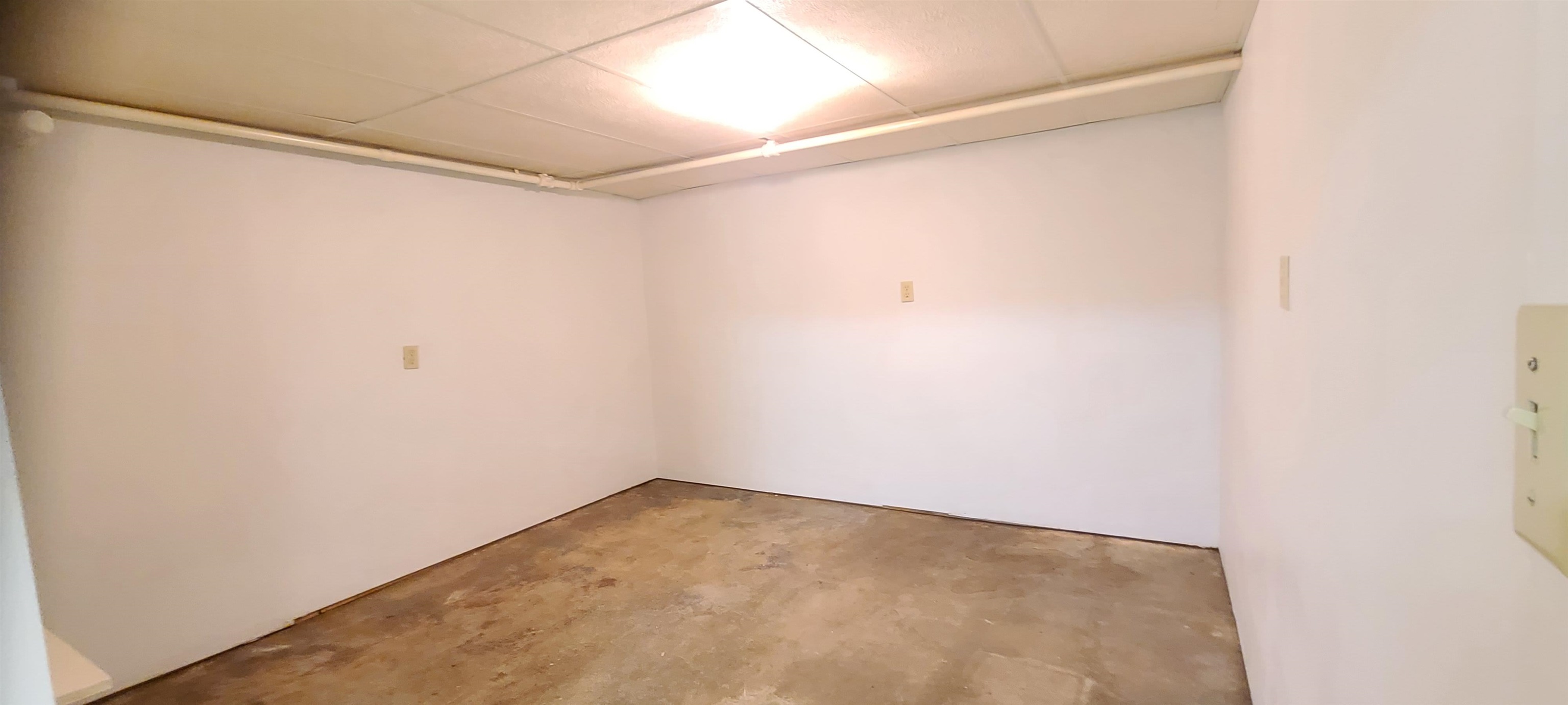 302 Sunset Lane Mount Morris, IL 61054 - Photo 24 of 47 a view of a small space