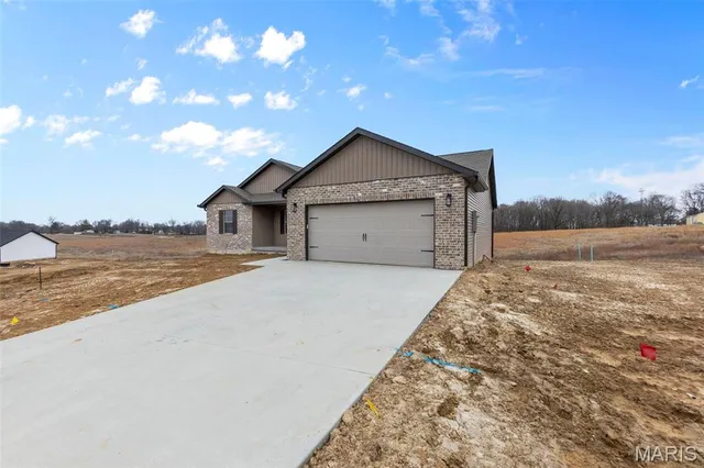 $324,900 | 358 Byrd Court, Jackson, MO 63755