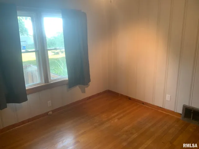 $150,000 | 419 West Lincoln Street, Edinburg, IL 62531