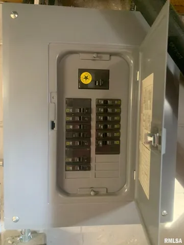 $150,000 | 419 West Lincoln Street, Edinburg, IL 62531