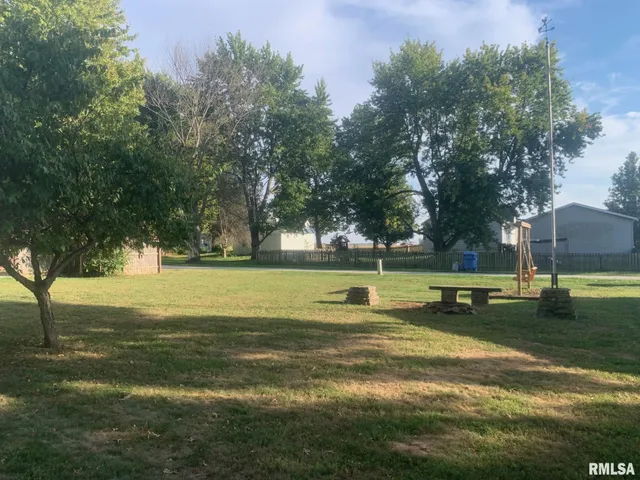 $150,000 | 419 West Lincoln Street, Edinburg, IL 62531