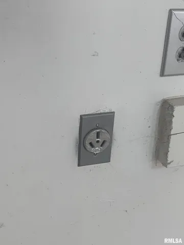 $150,000 | 419 West Lincoln Street, Edinburg, IL 62531