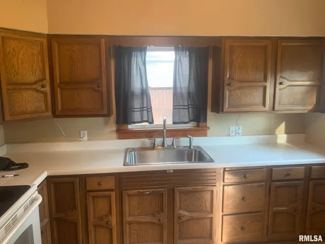 $150,000 | 419 West Lincoln Street, Edinburg, IL 62531