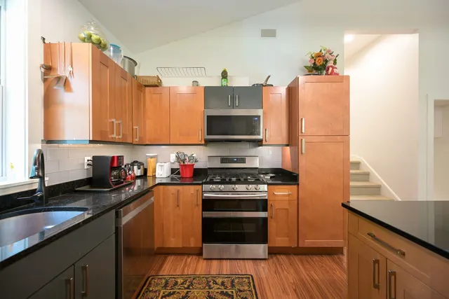 $460,000 | 200 Butternut Ridge Drive, Middlebury, VT 05753