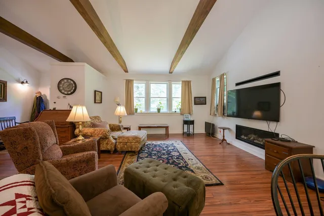 $460,000 | 200 Butternut Ridge Drive, Middlebury, VT 05753