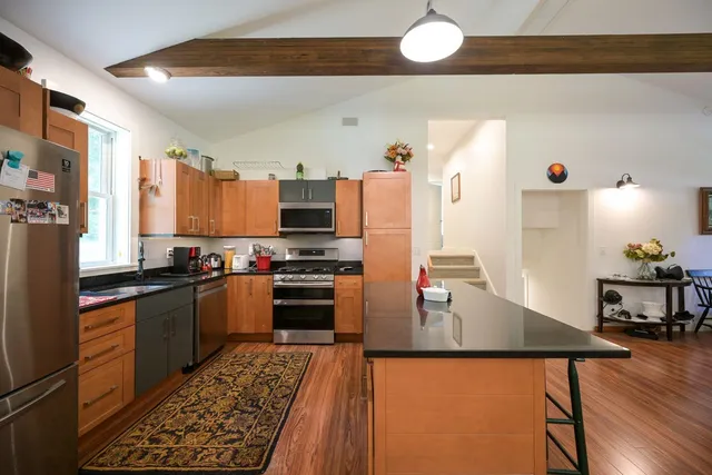 $460,000 | 200 Butternut Ridge Drive, Middlebury, VT 05753