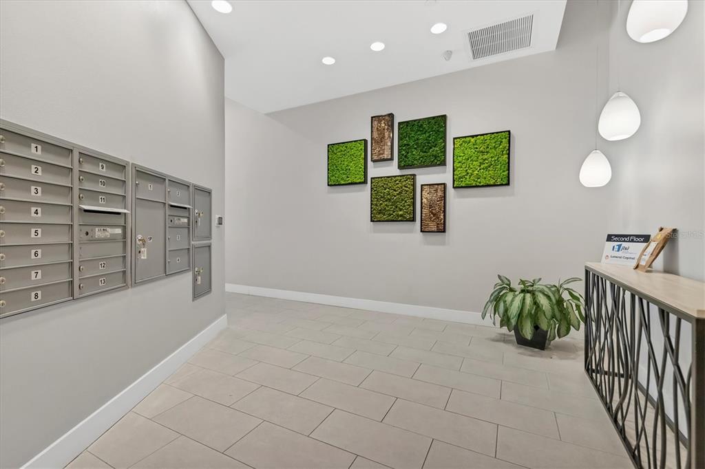 1500 State Street, Unit 403 Sarasota, FL 34236 - Photo 3 of 27