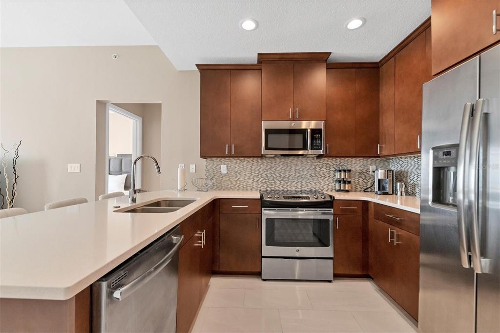 1500 State Street, Unit 403 Sarasota, FL 34236 - Photo 5 of 27
