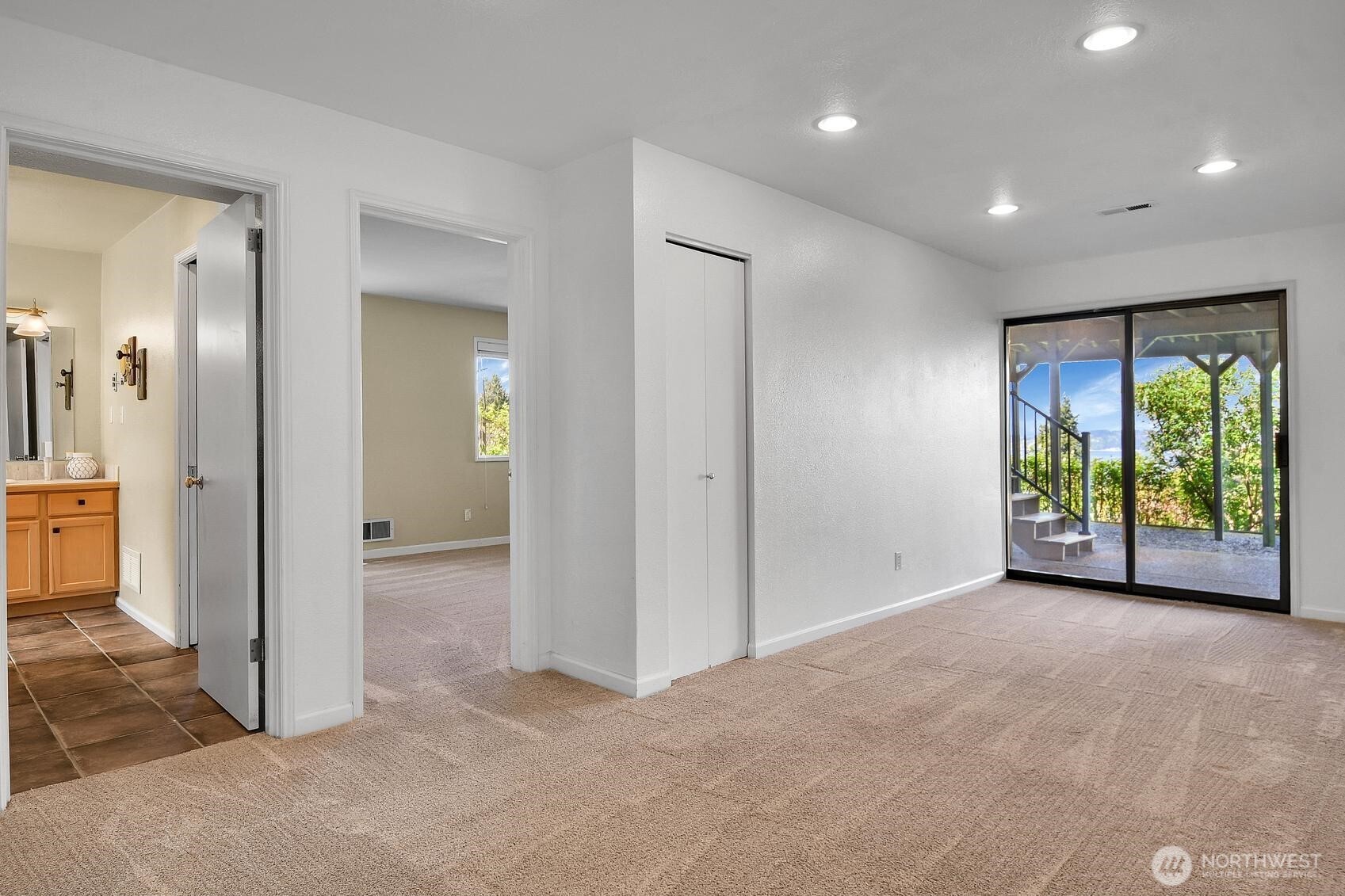 7103 156th Street Southwest Edmonds, WA 98026 - Photo 30 of 40