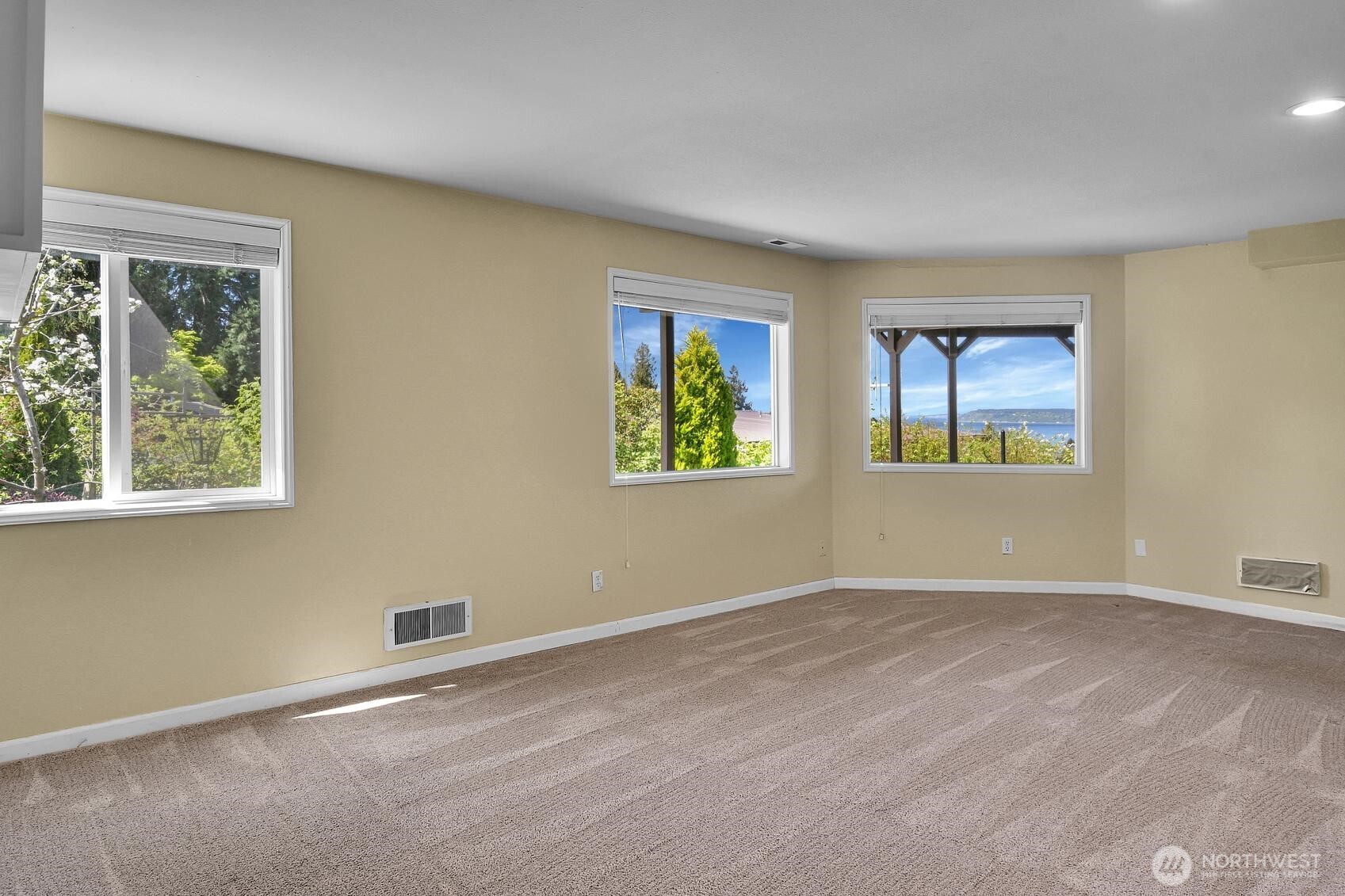7103 156th Street Southwest Edmonds, WA 98026 - Photo 31 of 40