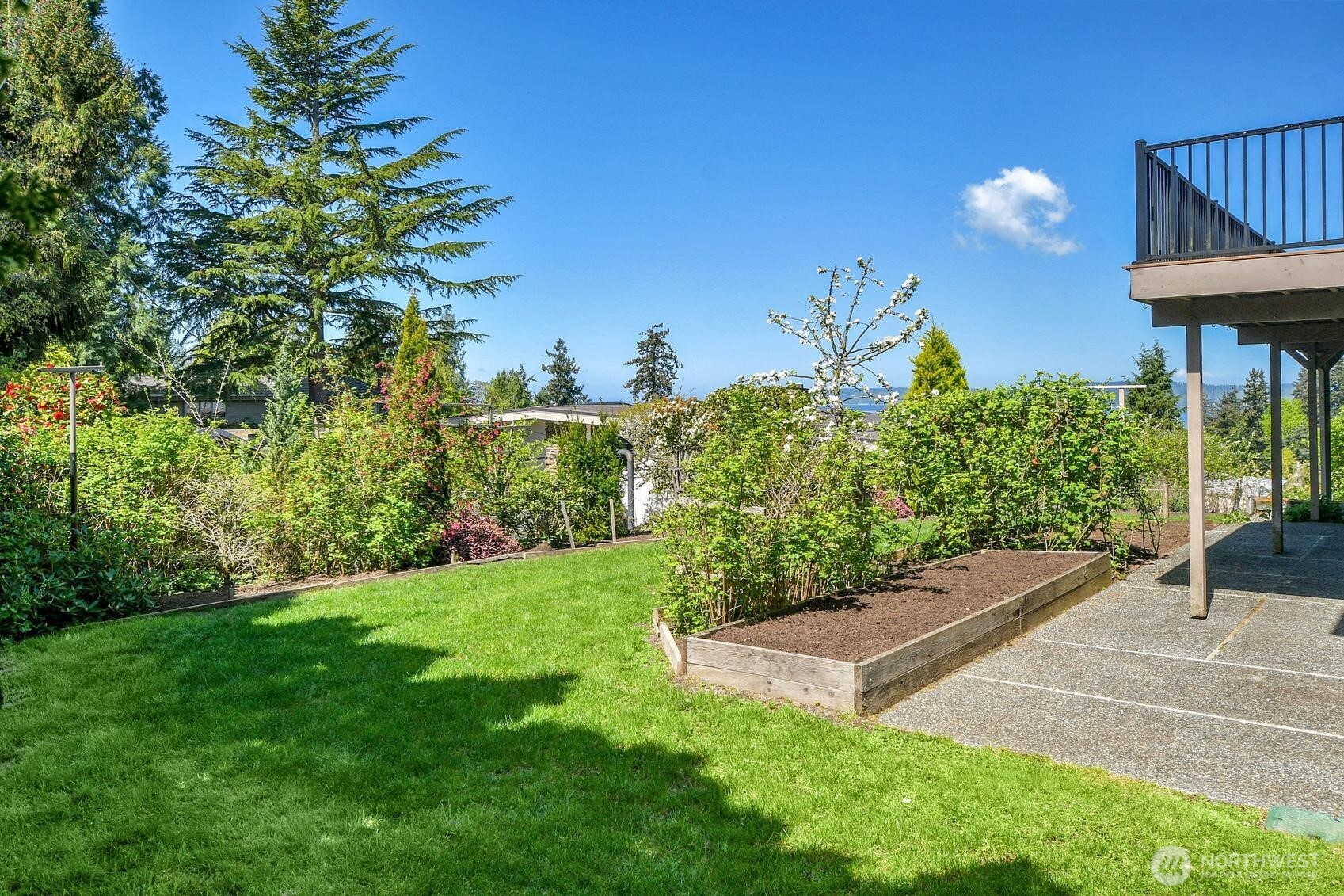 7103 156th Street Southwest Edmonds, WA 98026 - Photo 35 of 40