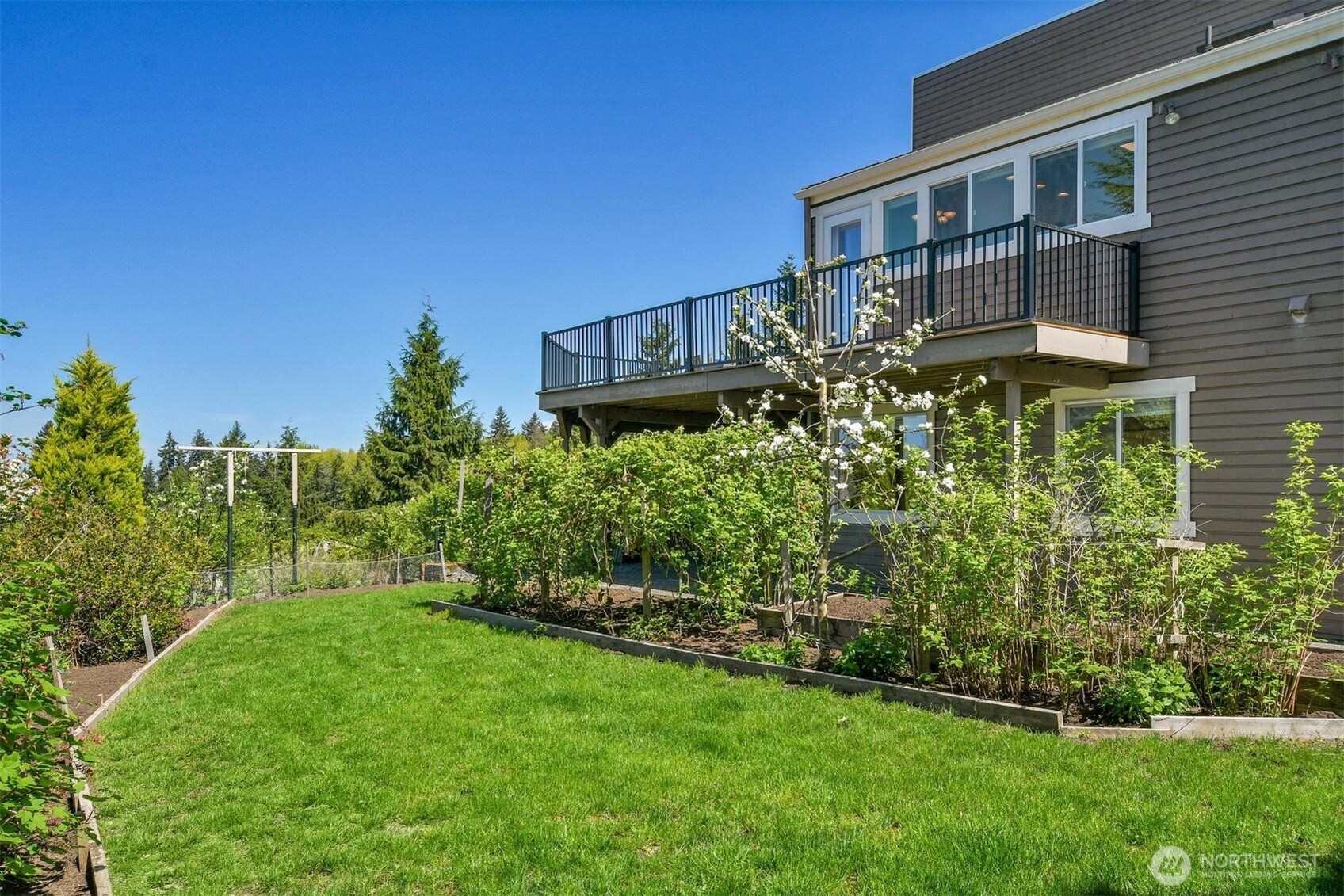 7103 156th Street Southwest Edmonds, WA 98026 - Photo 36 of 40