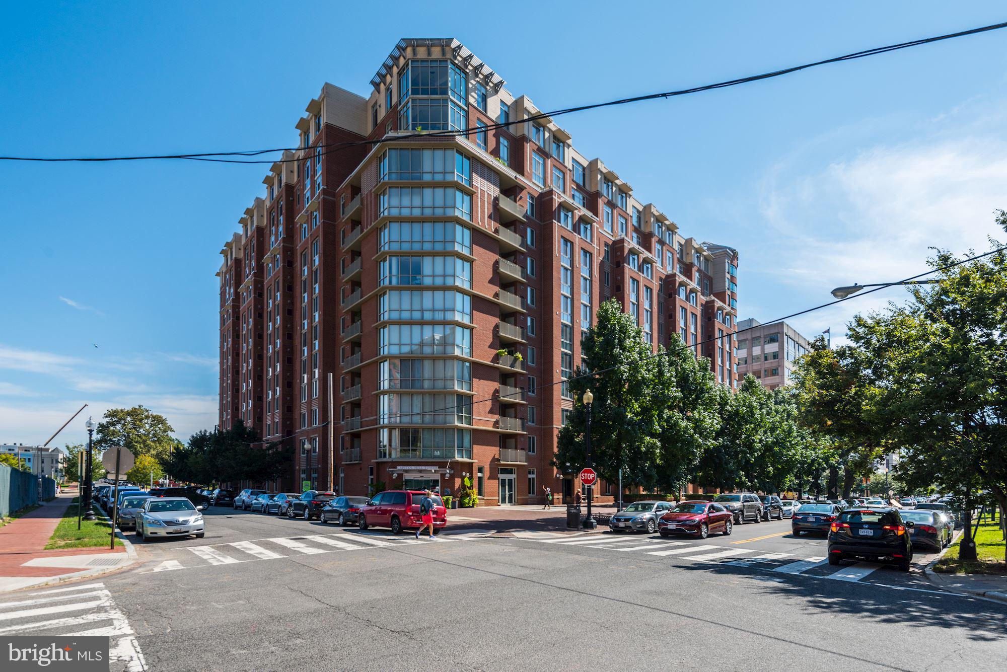 1000 New Jersey Avenue Southeast, Unit 1115 Washington, DC 20003 - Photo 15 of 25 Exterior (Front)