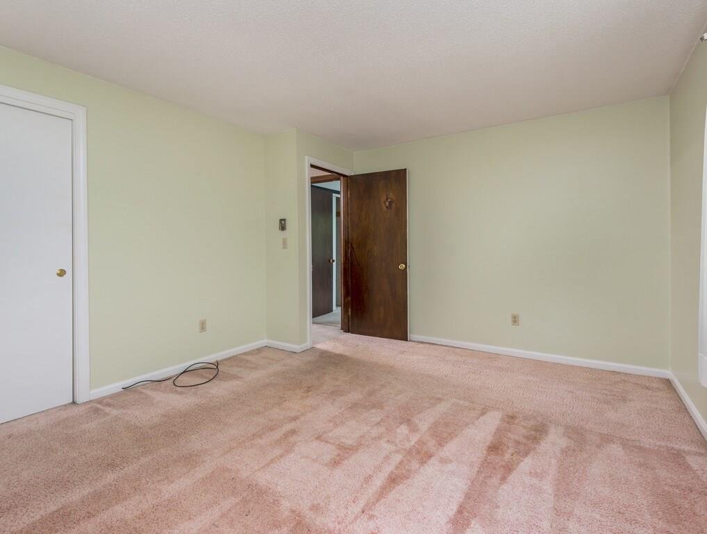 45 Old Farm Road Sturbridge, MA 01566 - Photo 21 of 34 Gallery Image 21