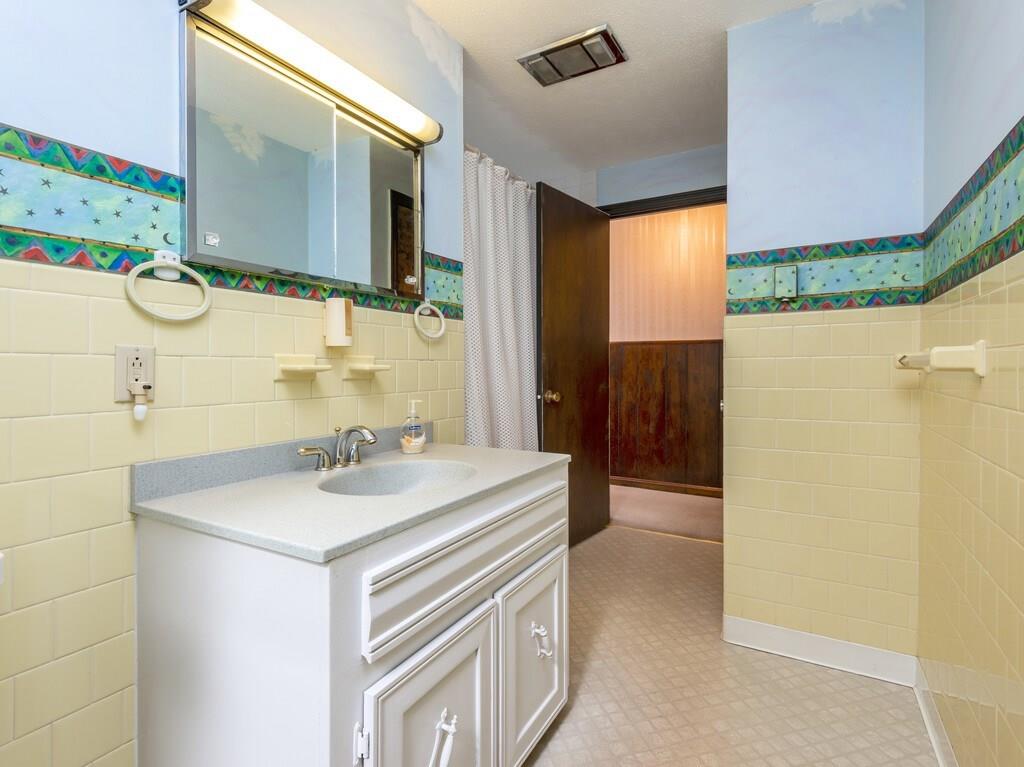 45 Old Farm Road Sturbridge, MA 01566 - Photo 23 of 34 Gallery Image 23