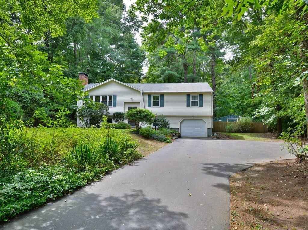45 Old Farm Road Sturbridge, MA 01566 - Photo 3 of 34 Gallery Image 3