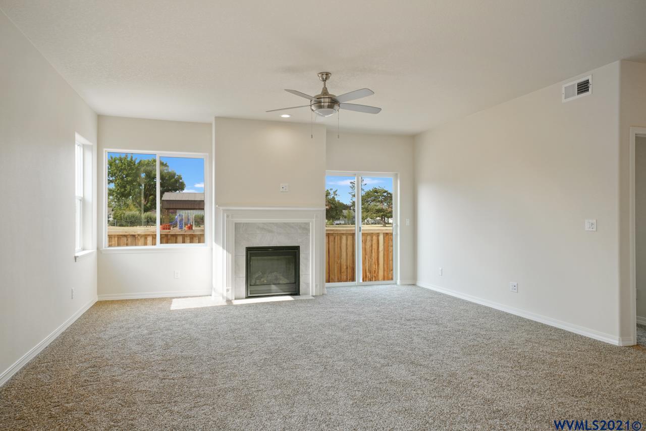 820 Winfield Street Gervais, OR 97026 - Photo 8 of 31