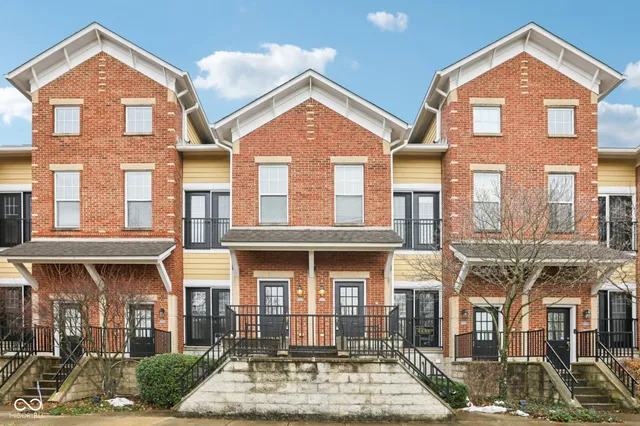 $265,000 | 6590 Reserve Drive, Indianapolis, IN 46220