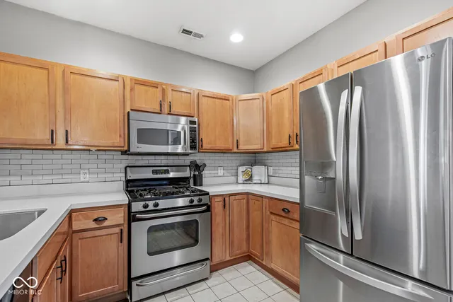 $265,000 | 6590 Reserve Drive, Indianapolis, IN 46220