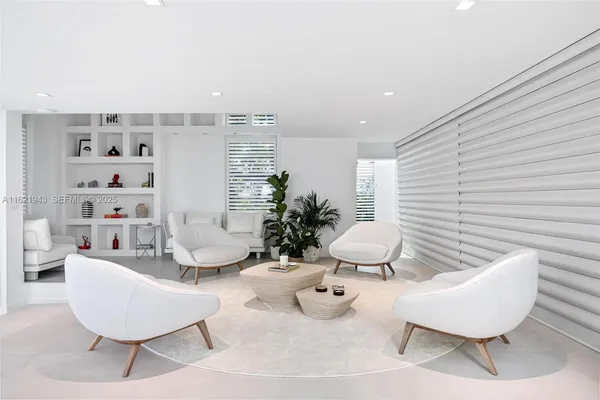 $14,590,000 | 161 Cape Florida Drive, Key Biscayne, FL 33149