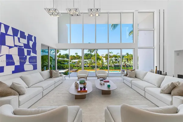 $14,590,000 | 161 Cape Florida Drive, Key Biscayne, FL 33149
