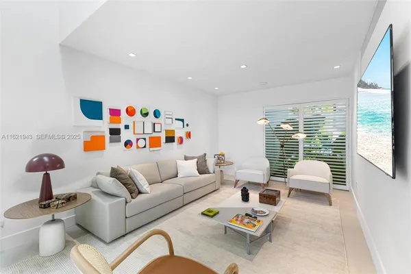 $14,590,000 | 161 Cape Florida Drive, Key Biscayne, FL 33149