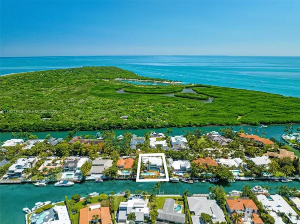 $14,590,000 | 161 Cape Florida Drive, Key Biscayne, FL 33149