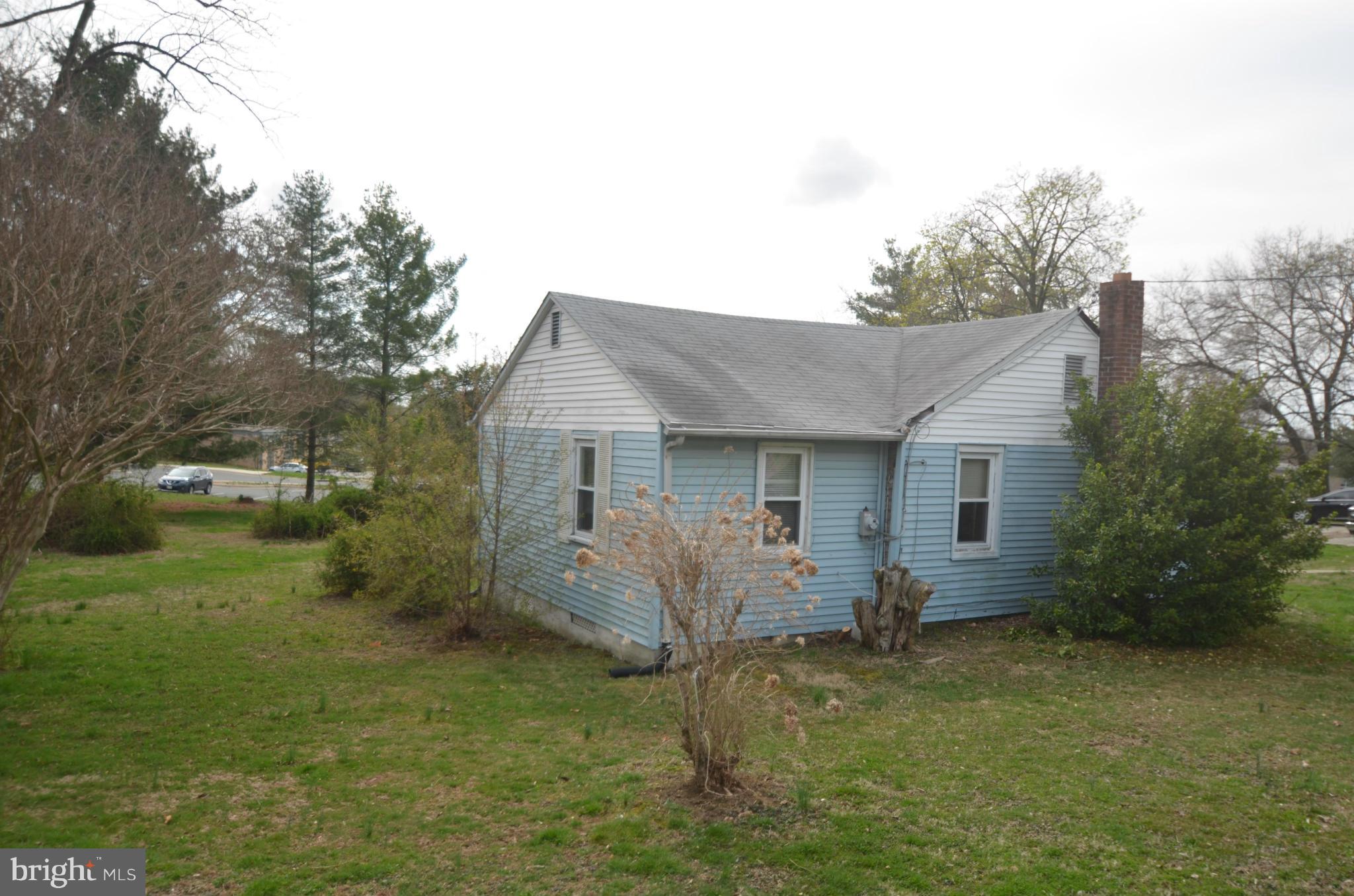 289 Paradise rd