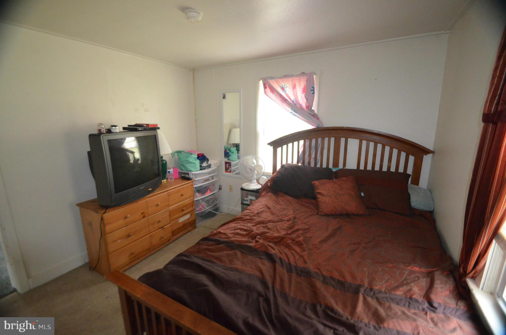 289 Paradise Road Aberdeen, MD 21001 - Photo 8 of 13 First Bedroom