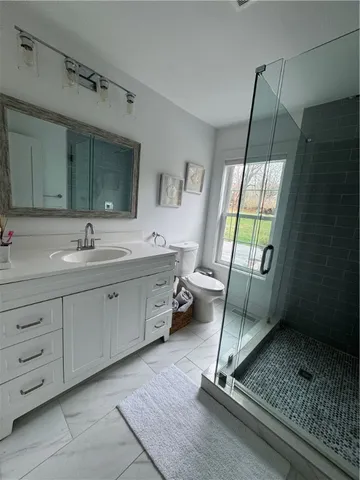 $4,500 | 3 Baldwin Road, Middletown, RI 02842