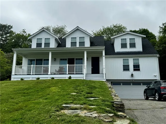 $4,500 | 3 Baldwin Road, Middletown, RI 02842