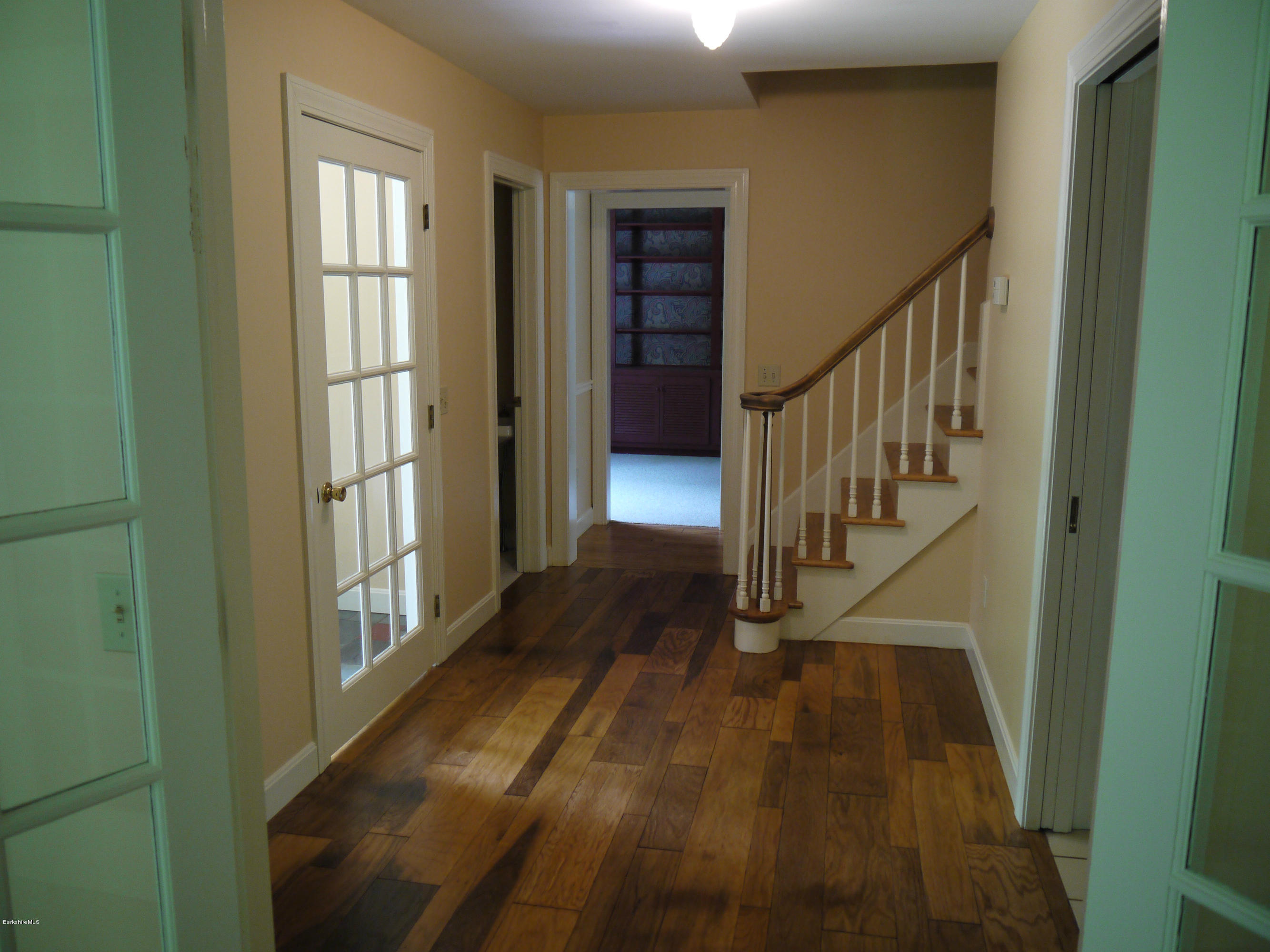 95 Scacebrook Road Richmond, MA 01201 - Photo 3 of 21 a view of entryway