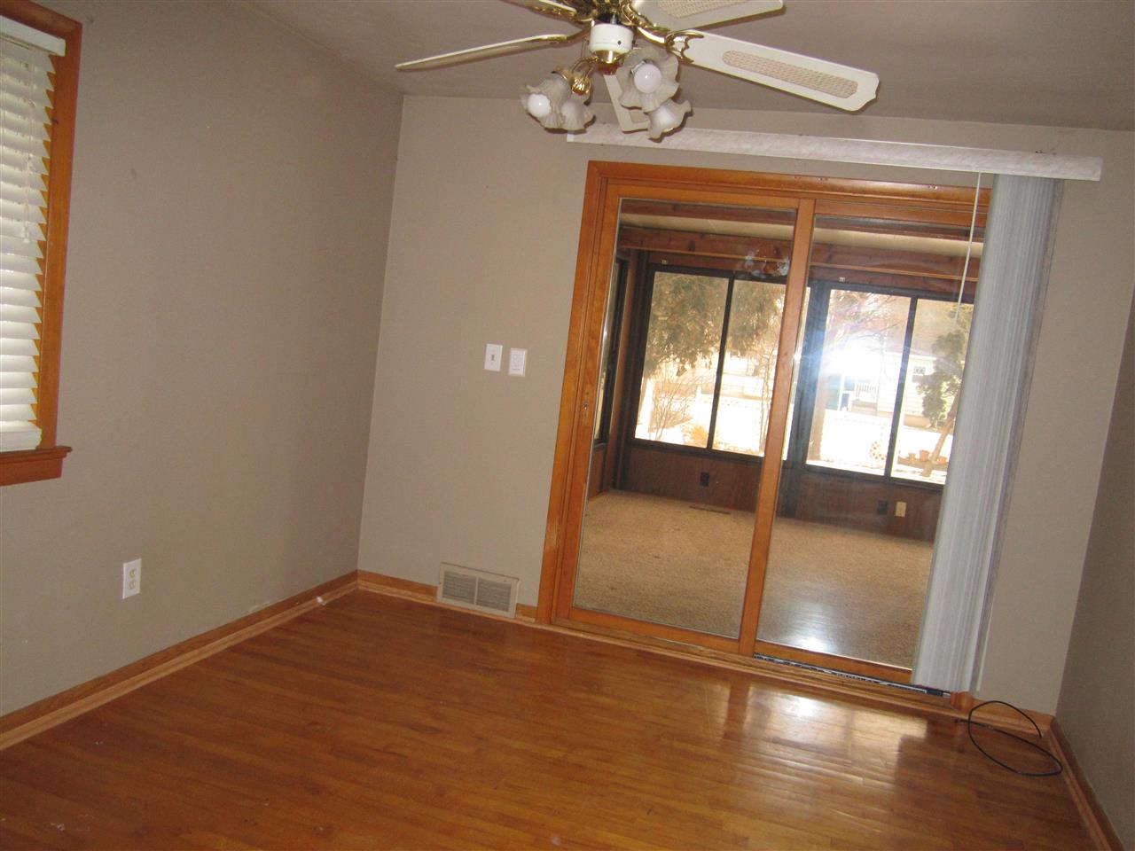 1909 33rd Street Bay City, MI 48708 - Photo 13 of 23 Gallery Image 13