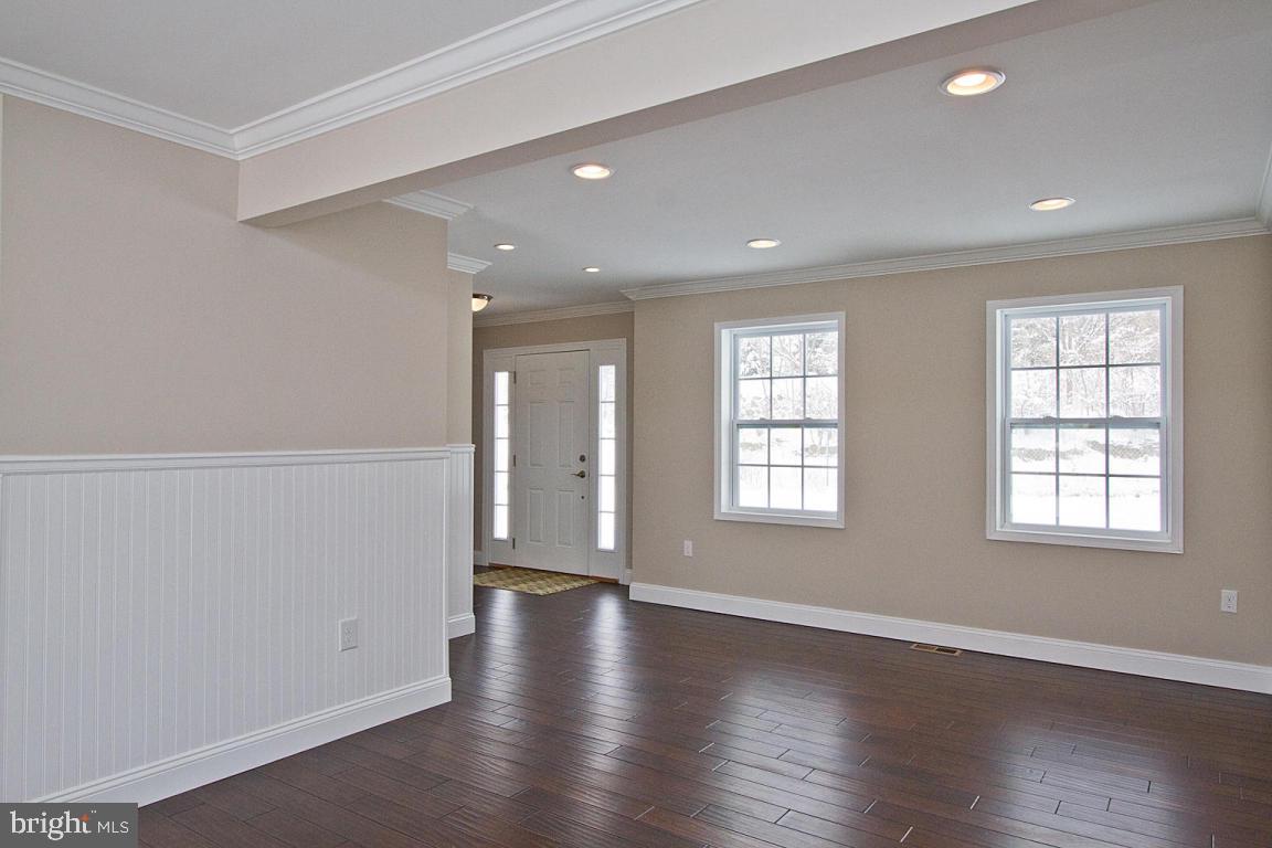 1453 Pleasure Road Lancaster, PA 17601 - Photo 3 of 58 Gallery Image 3