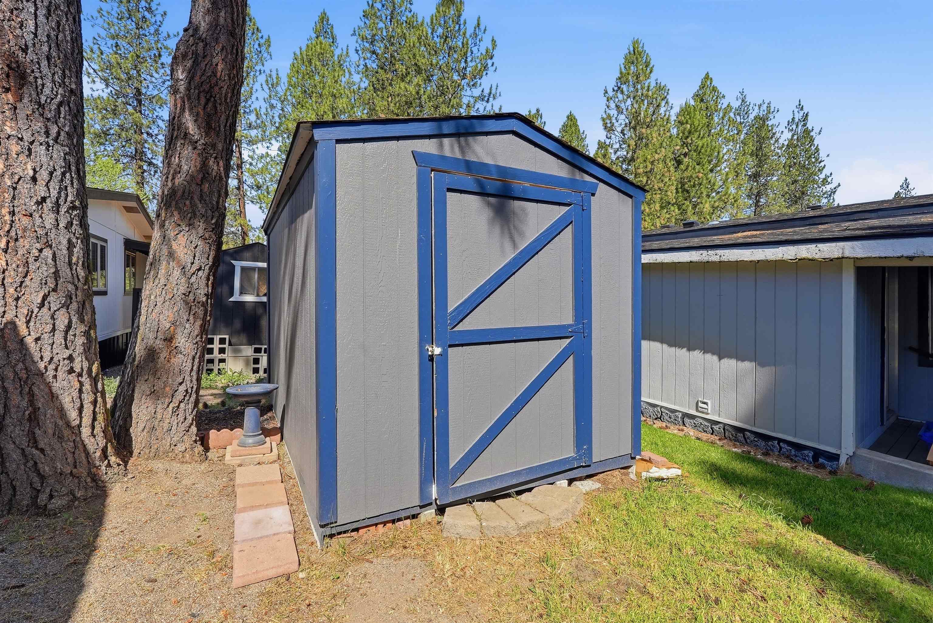 3305 East Bull Run Lane Mead, WA 99021 - Photo 30 of 31