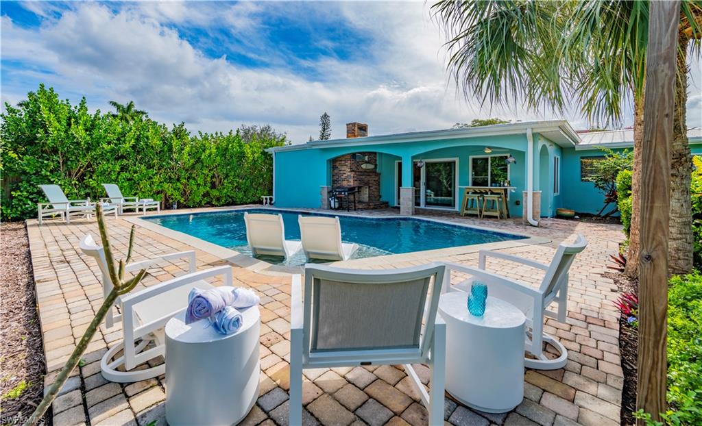 1385 Wisconsin Drive Naples, FL 34103 - Photo 28 of 43