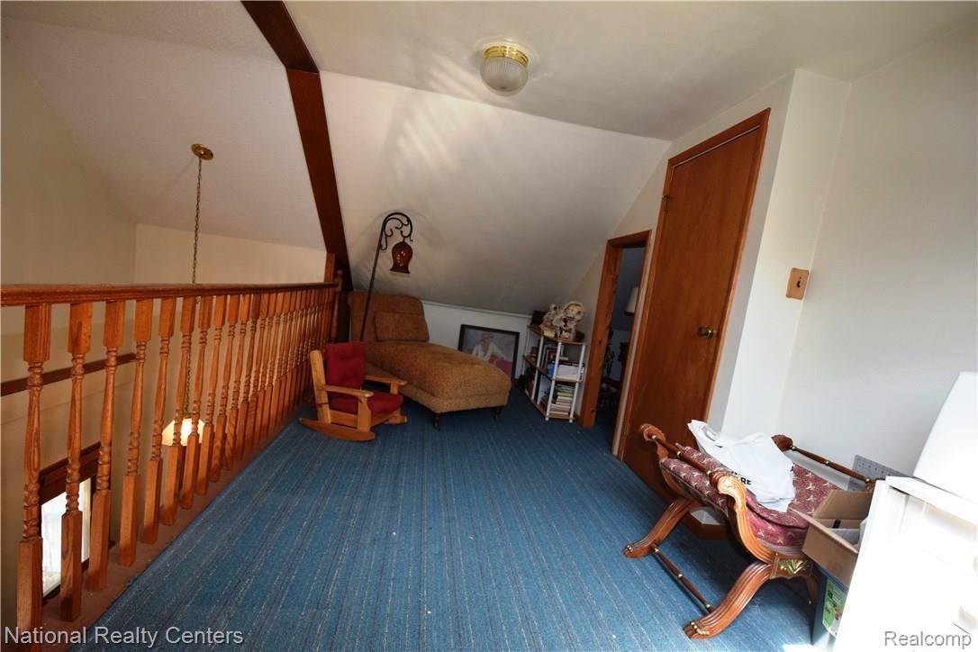 10905 Marshall Road South Lyon, MI 48178 - Photo 9 of 18 Loft.JPG