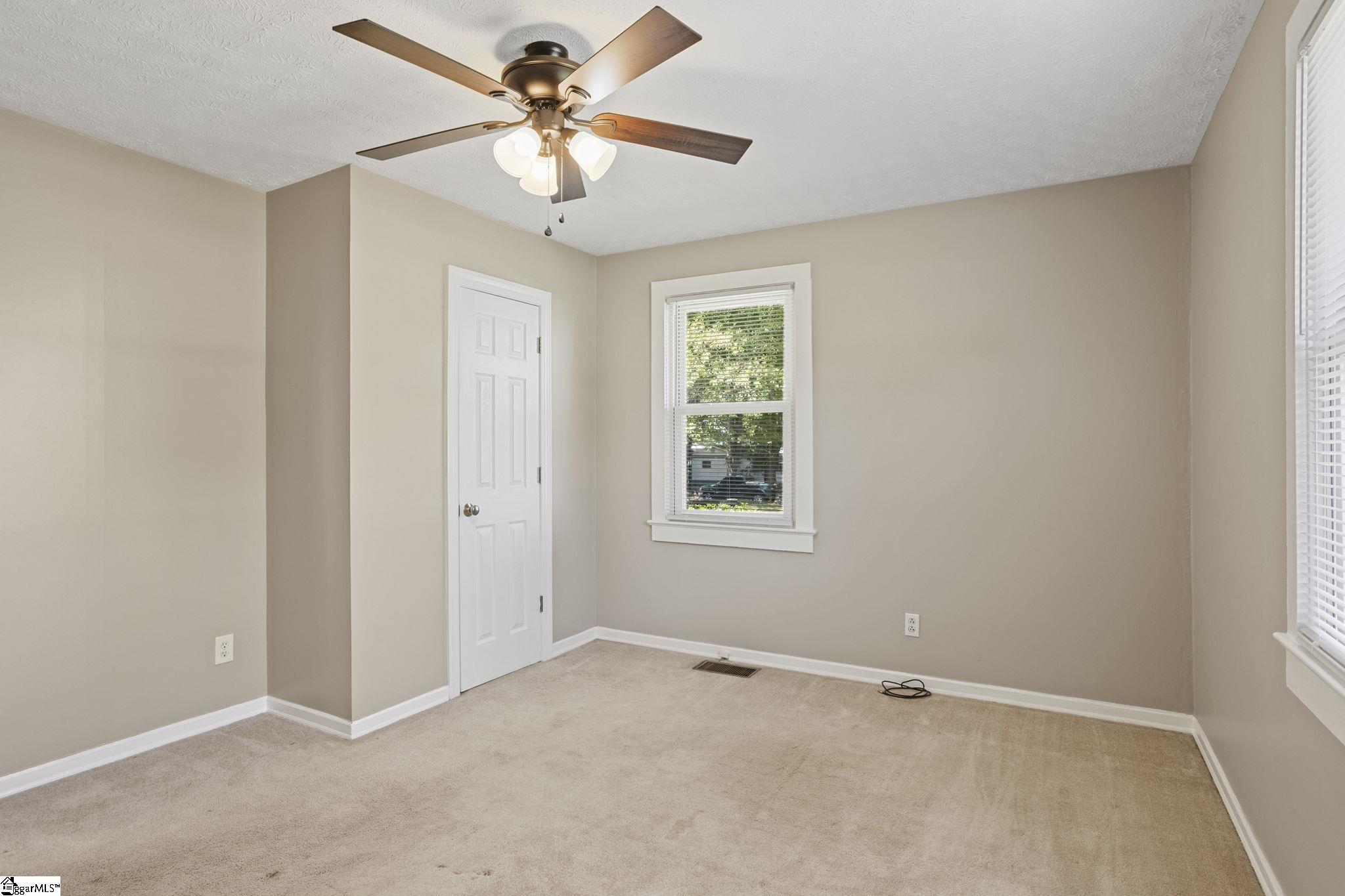 1700 East Georgia Road Simpsonville, SC 29681 - Photo 12 of 31 Gallery Image 12
