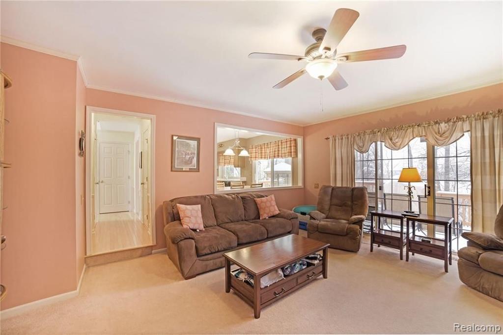 1227 Arms Court Rochester Hills, MI 48307 - Photo 15 of 37