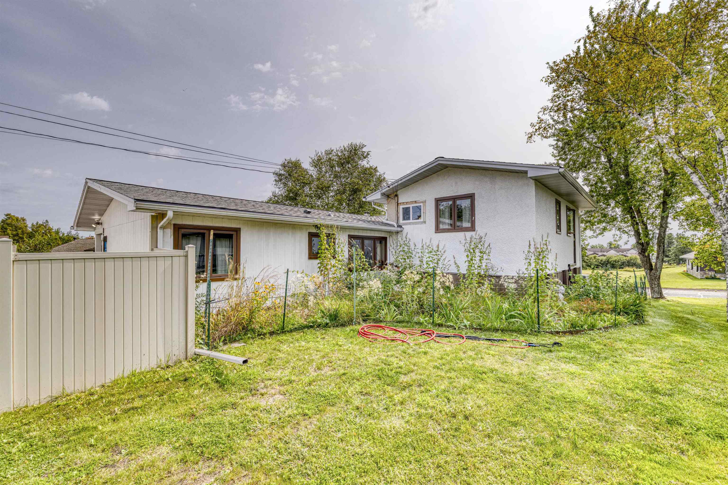 415 15th Avenue Two Harbors, MN 55616 - Photo 32 of 54