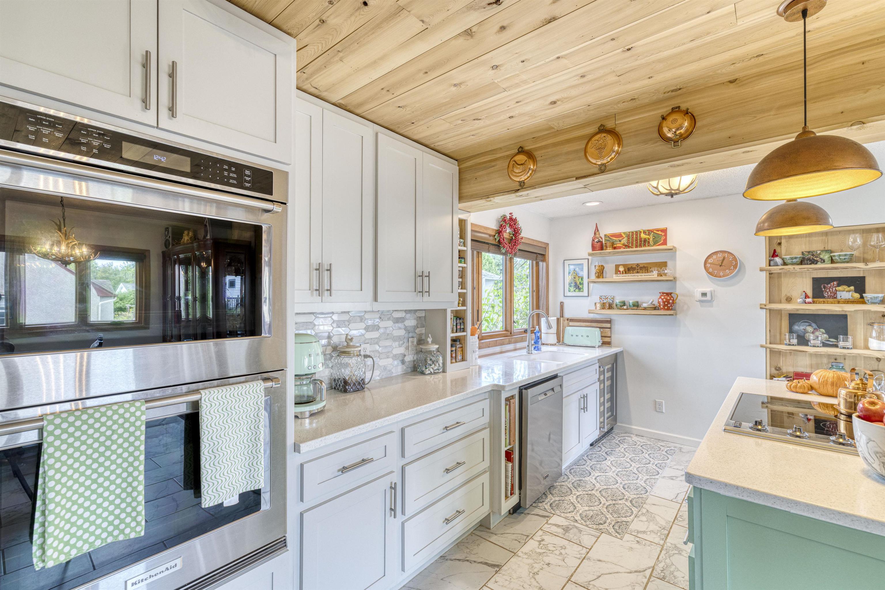 415 15th Avenue Two Harbors, MN 55616 - Photo 5 of 54