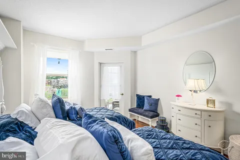 $535,000 | 19350 Magnolia Grove Square, Unit 406, Leesburg, VA 20176