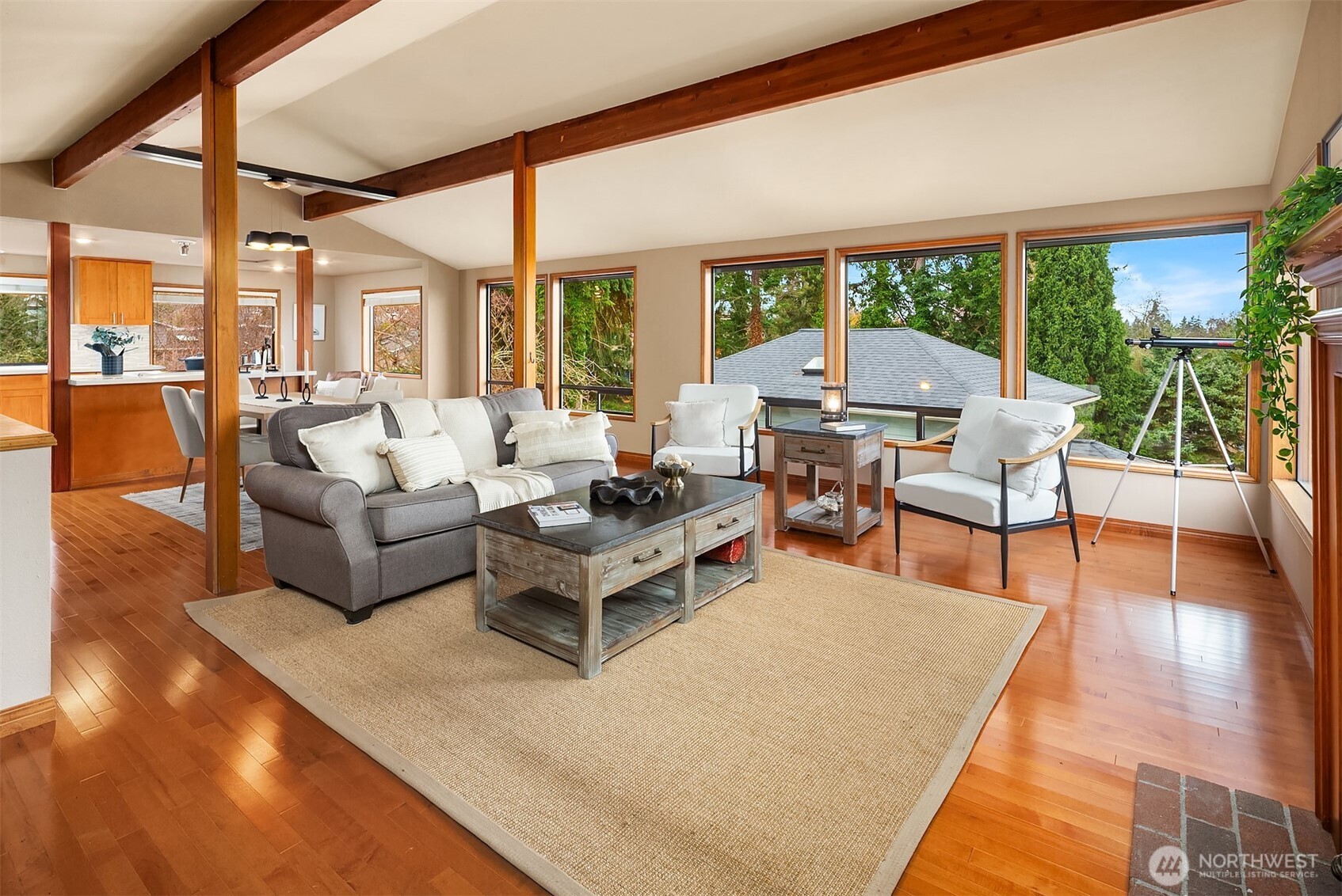 902 7th Avenue South Edmonds, WA 98020 - Photo 5 of 34 a living room with furniture and a large window