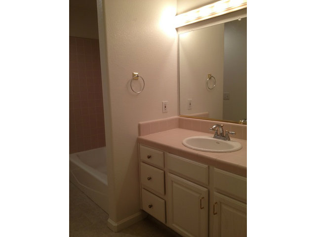 16900 Meridian Road Salinas, CA 93907 - Photo 7 of 17 Gallery Image 7