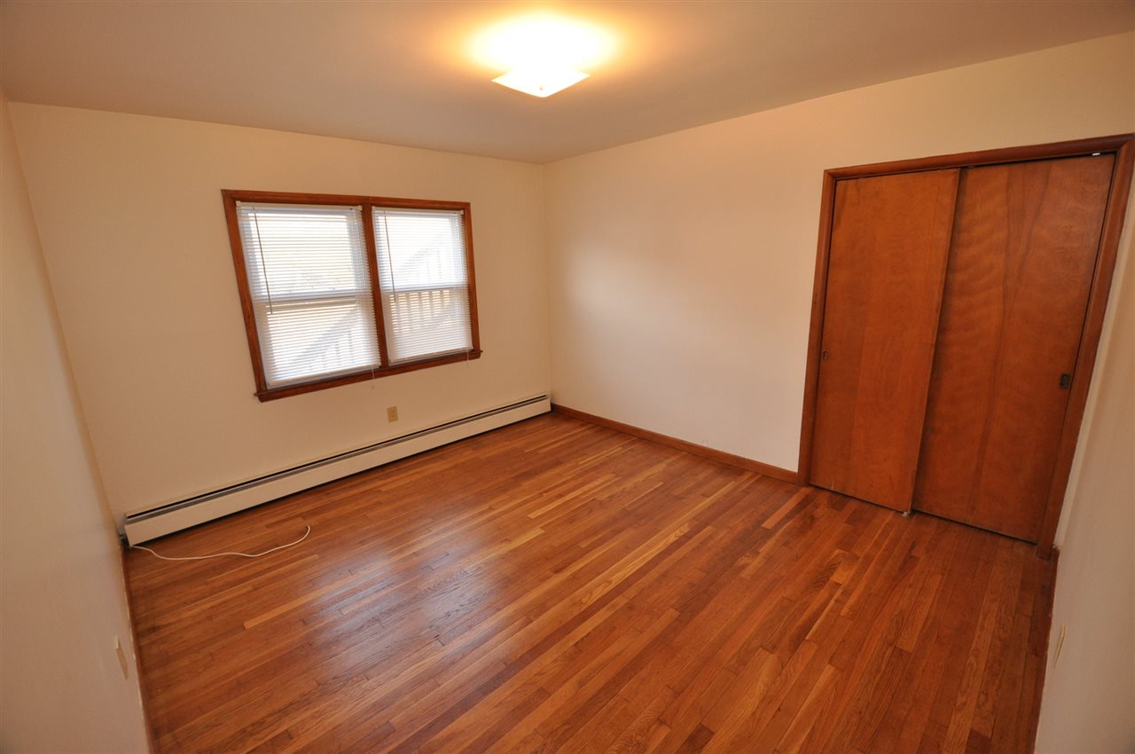 328 Rockingham Road Auburn, NH 03032 - Photo 10 of 10 Gallery Image 10