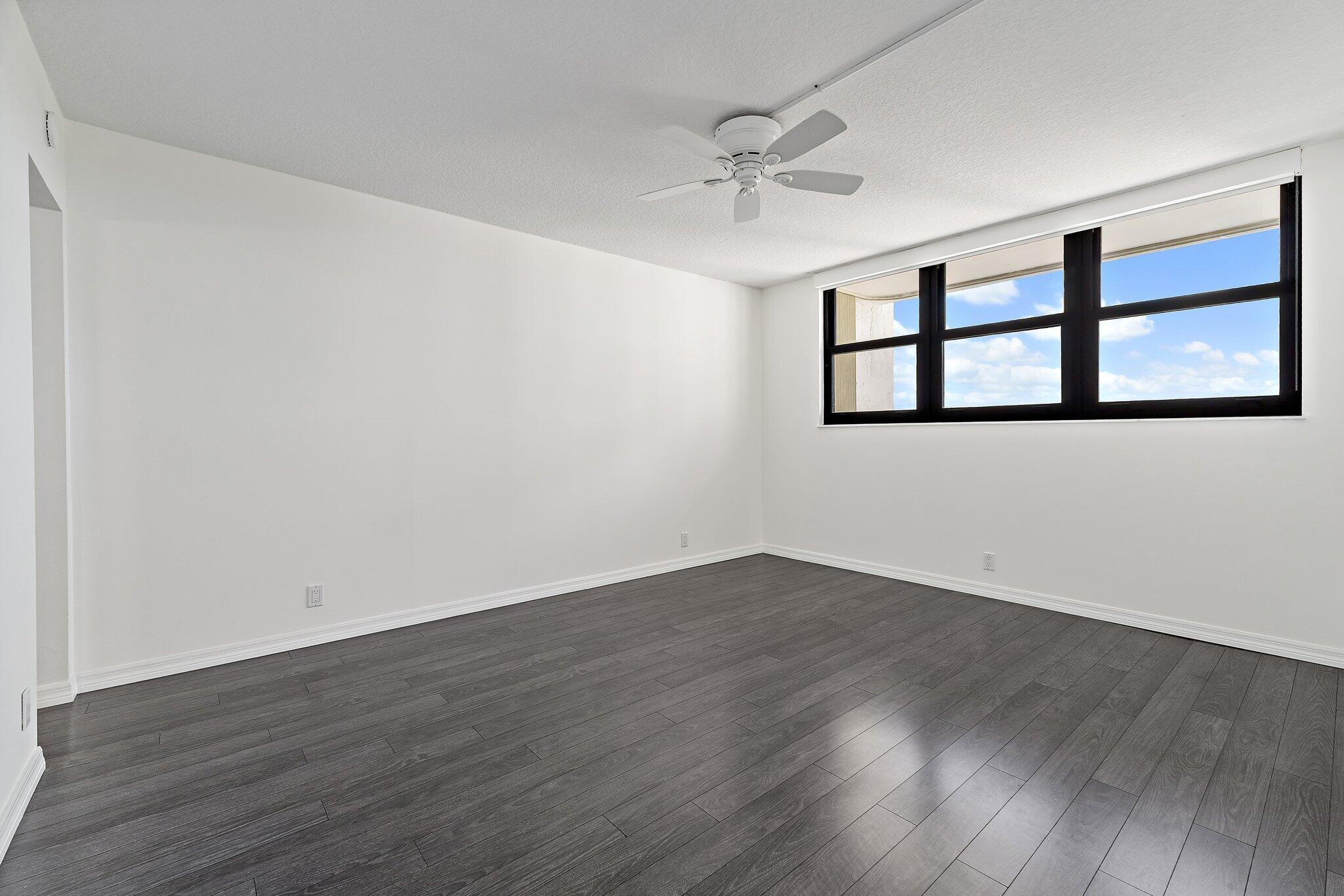 336 Golfview Road, Unit 719 North Palm Beach, FL 33408 - Photo 17 of 60 Primary 2