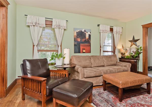 25 Hayes Road Boston, MA 02131 - Photo 3 of 24 Gallery Image 3