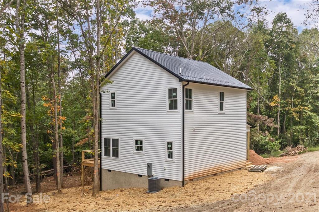 56 Shuler Road Candler, NC 28715 - Photo 3 of 34 Gallery Image 3