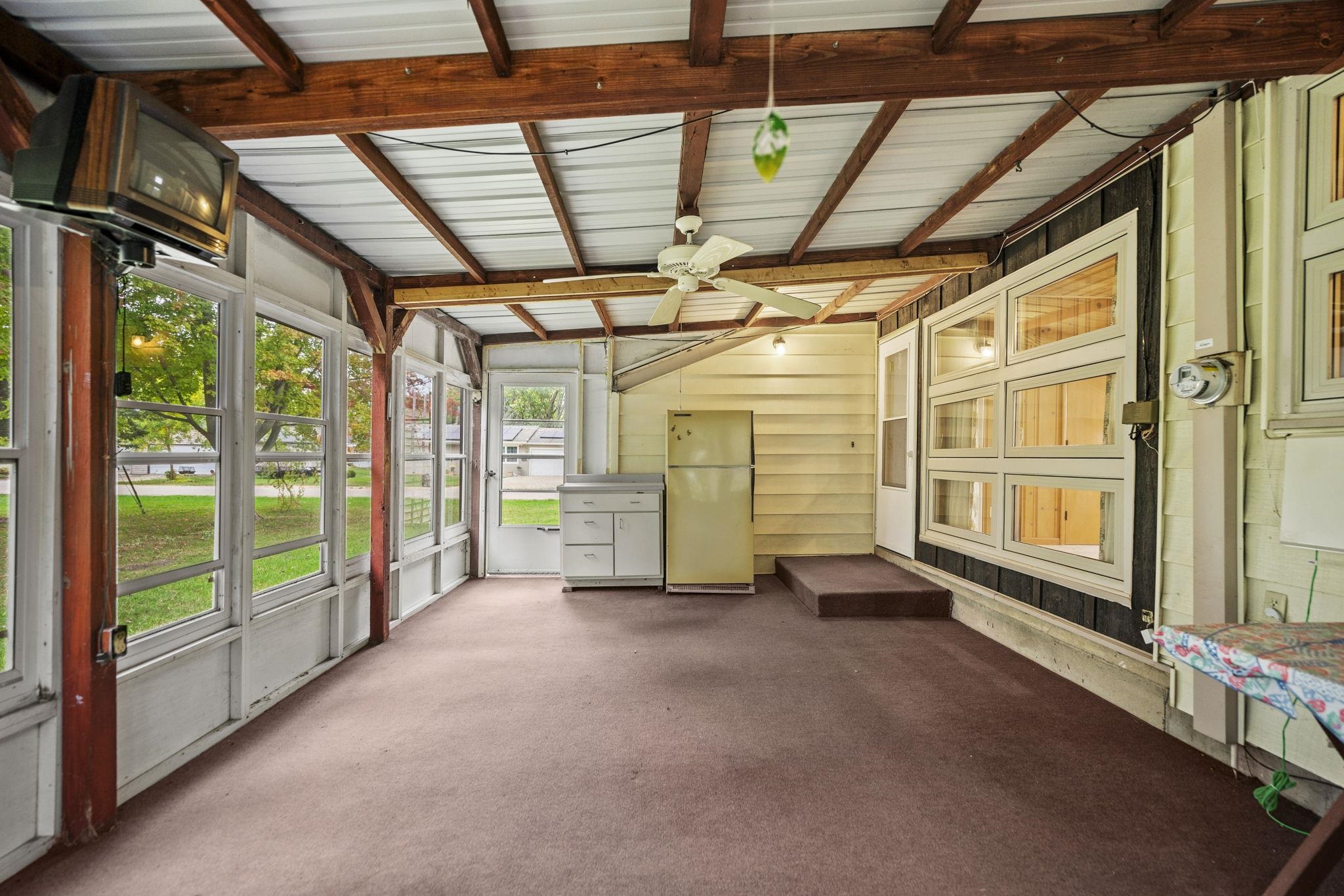 1205 7th Avenue Belvidere, IL 61008 - Photo 19 of 33 a view of an empty room with a balcony